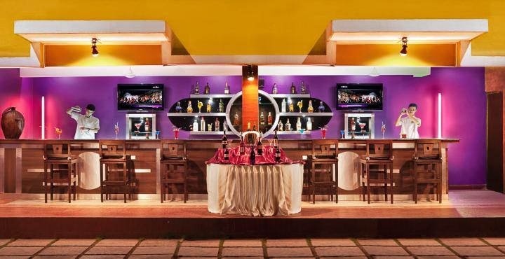 Crystal By Morpho, Goa Villagio Resort Betalbatim Dış mekan fotoğraf