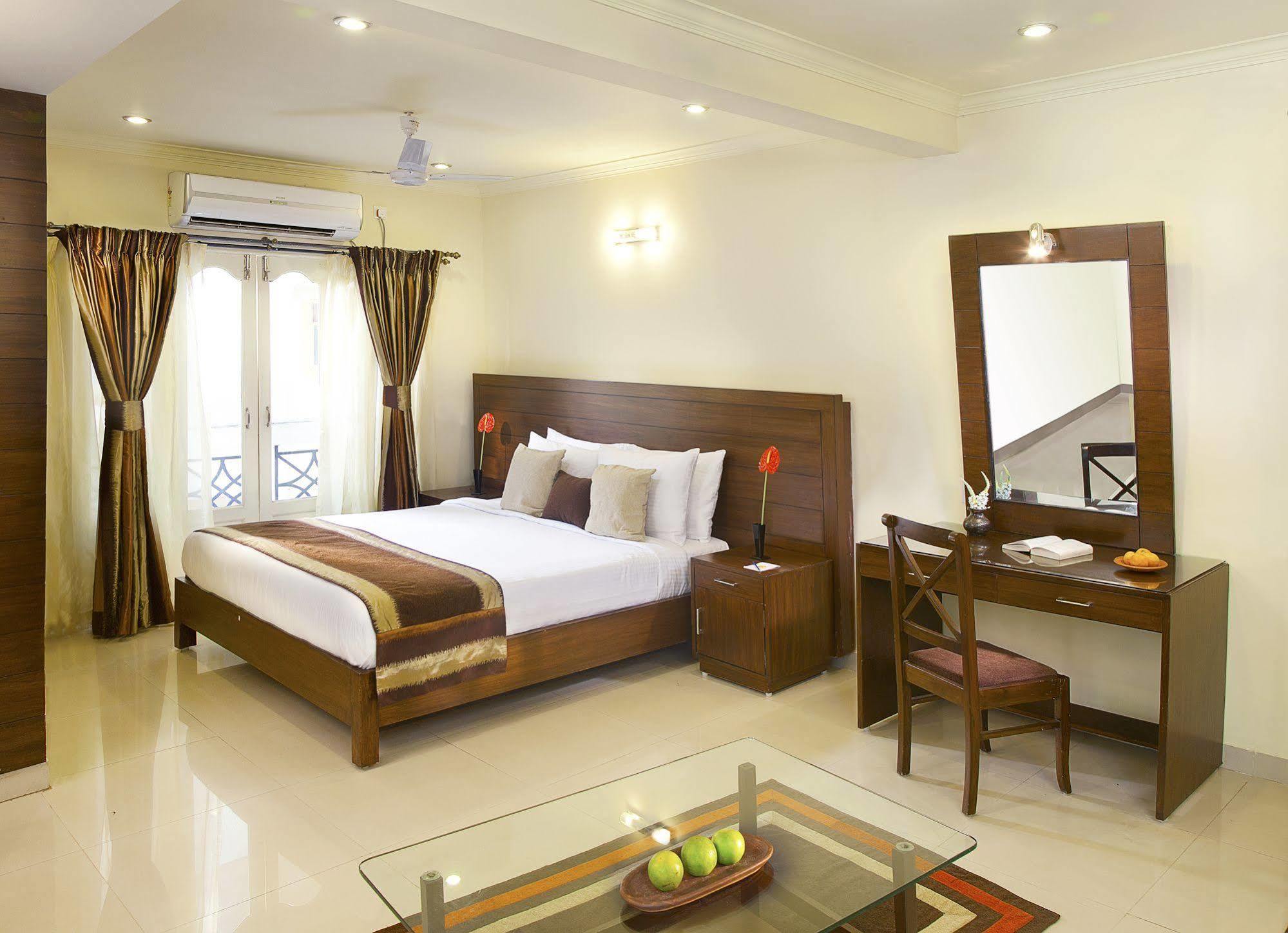 Crystal By Morpho, Goa Villagio Resort Betalbatim Dış mekan fotoğraf