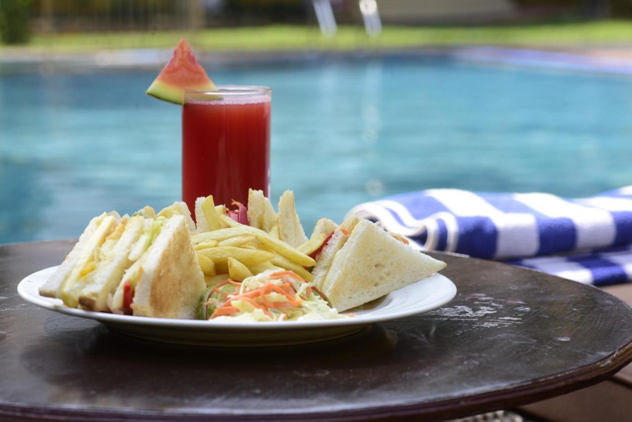 Crystal By Morpho, Goa Villagio Resort Betalbatim Dış mekan fotoğraf